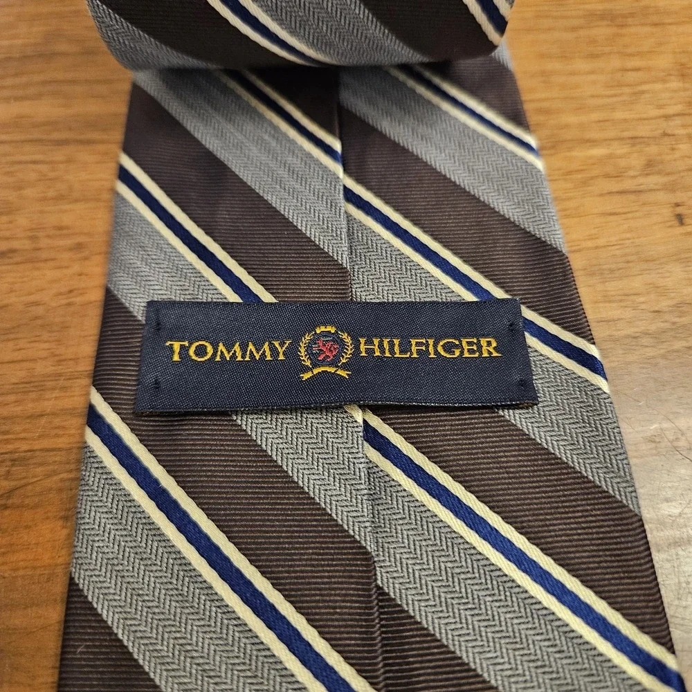 NWT Tommy‎ Hilfiger Striped 100% Silk Tie Gray Brown Blue White Beige